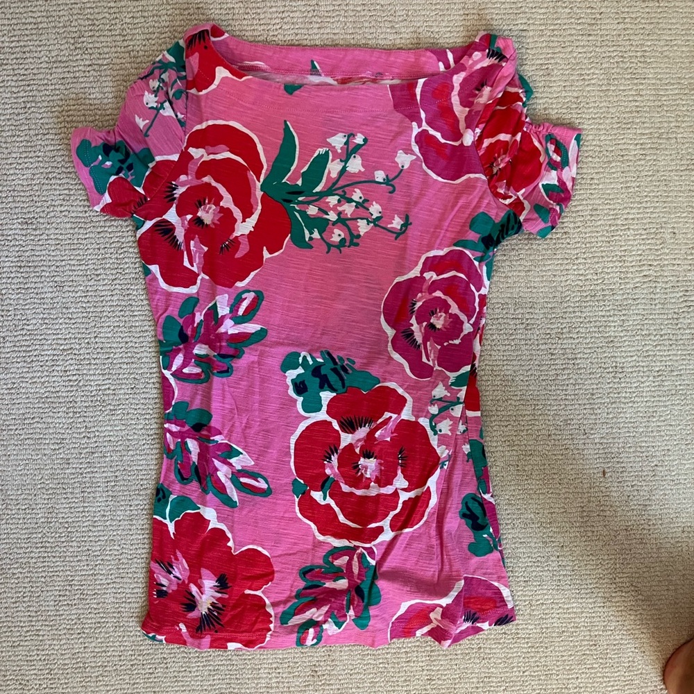 Lilly Pulitzer tshirt!